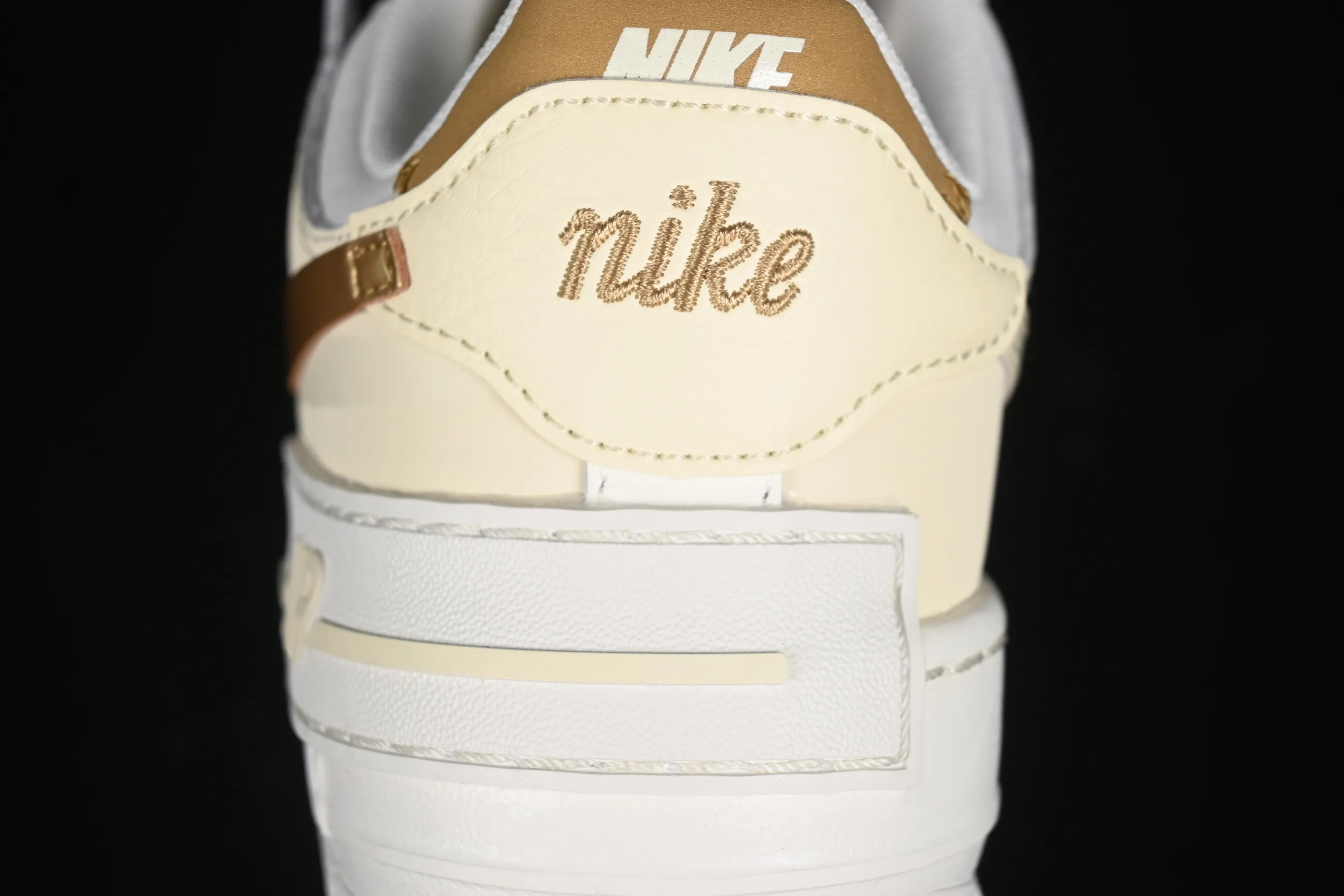 All Categories Nk Air Force 1 Air Force Series Nk Air Force 1 Shadow Air Force Lightweight Increase Nk Air Force 1 Shadow Air Force One Lightweight Increase Low-top Versatile Sneakers DZ1847-108